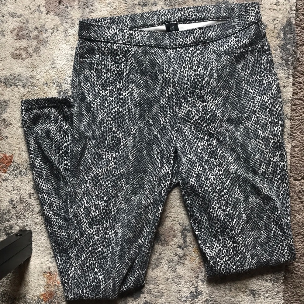 HUE Snakeskin legging